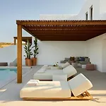 Parocks Luxury & Hotel