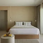 Hotel Parocks Luxury & Ampelas