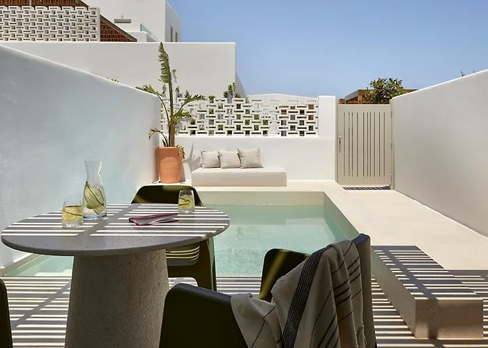 Parocks Luxury & מלון 5*