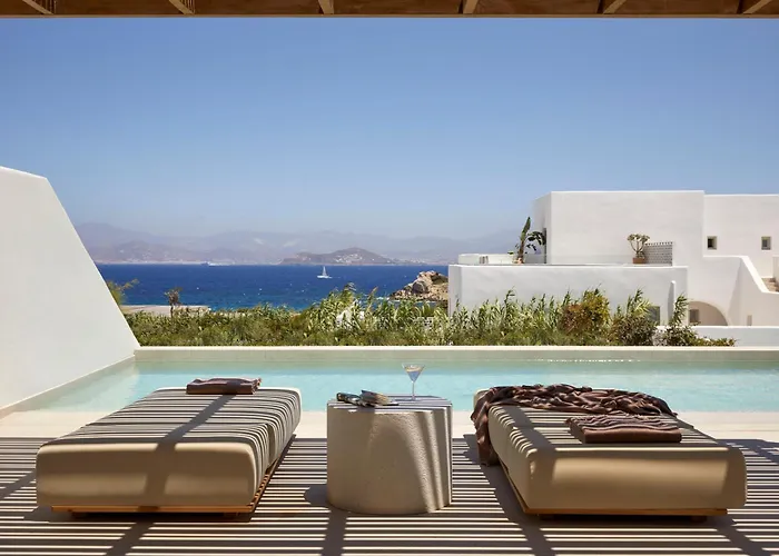 Parocks Luxury & 5* אמבלאס