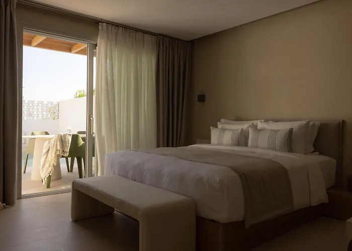 מלון Parocks Luxury & אמבלאס