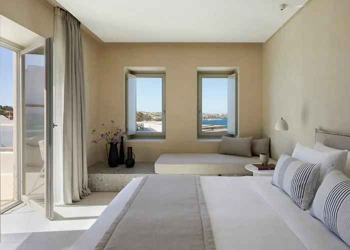 Parocks Luxury & אמבלאס