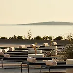 Parocks Luxury & Ξενοδοχείο Αμπελάς