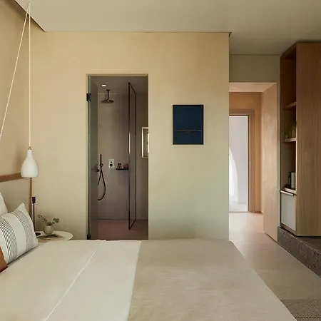 Отель Parocks Luxury & Амбелас