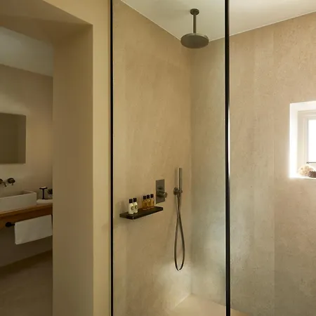 Отель Parocks Luxury & 5*