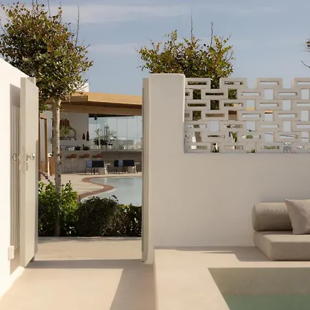 Parocks Luxury & Αμπελάς