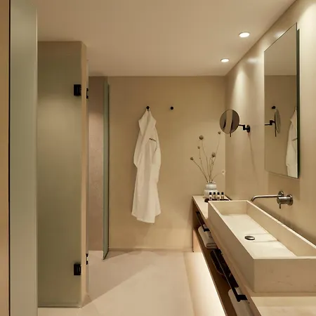 מלון Parocks Luxury & 5*